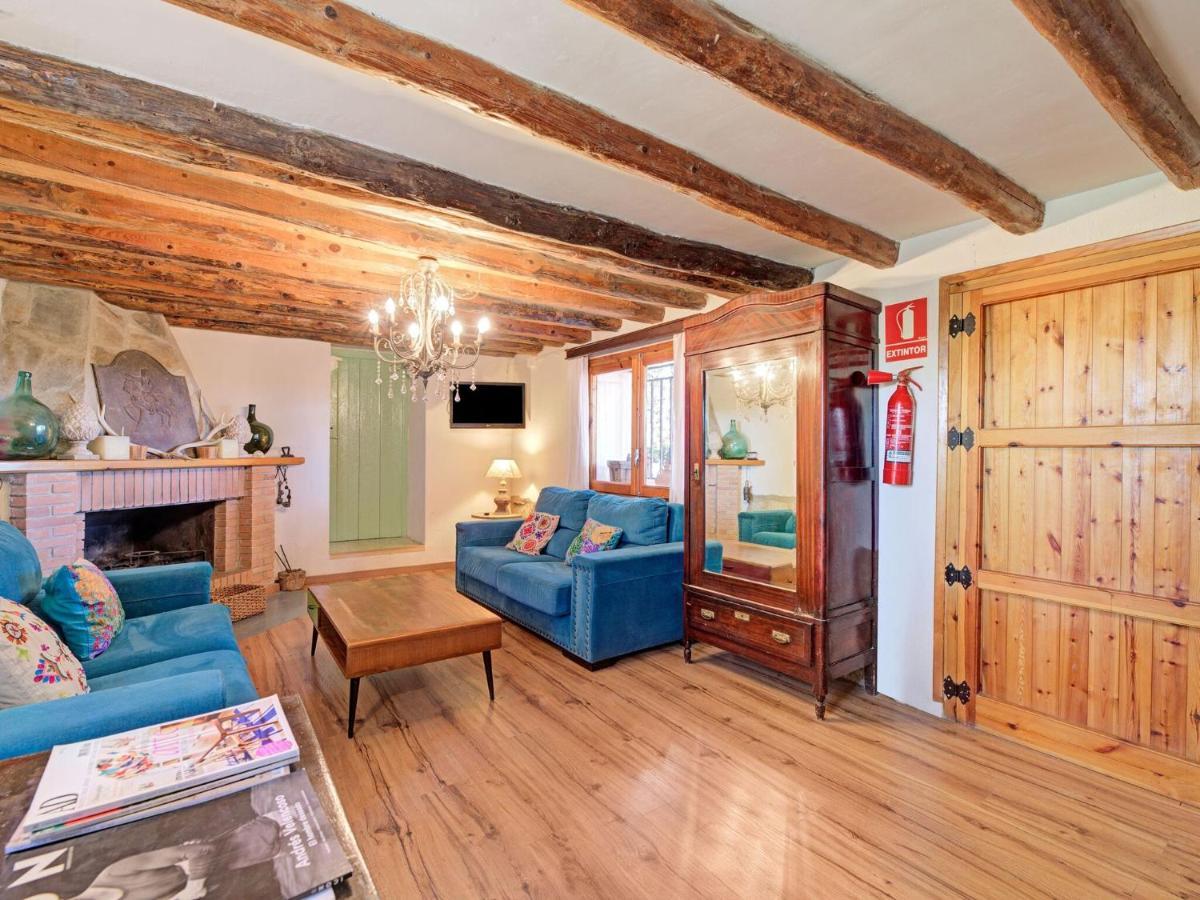 Lively Holiday Home In Fraga With Private Pool Экстерьер фото